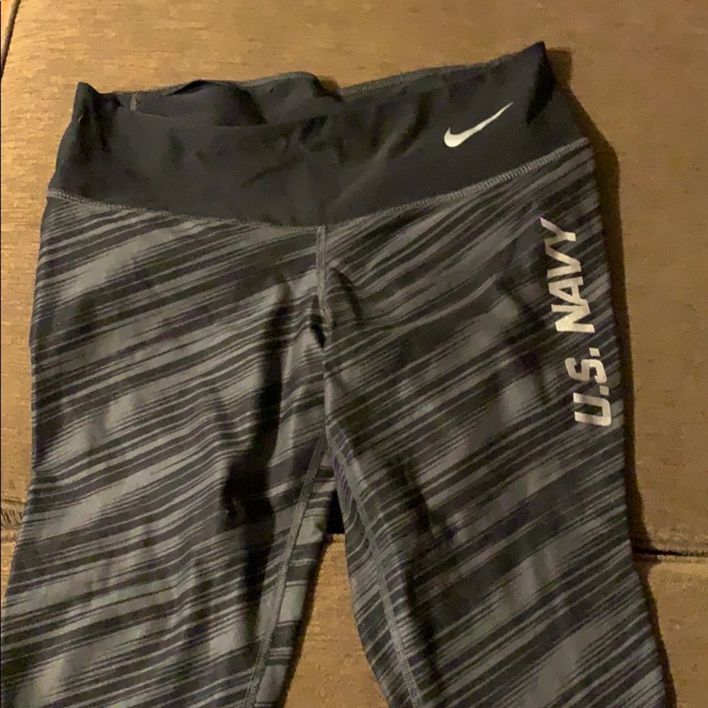 Nike US navy leggings